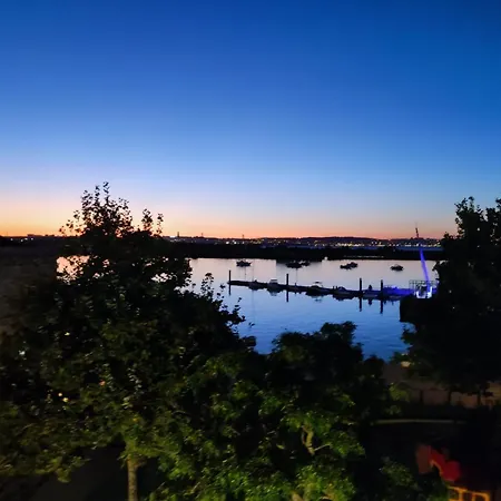 Apartment Seixal Yachting Bay Original